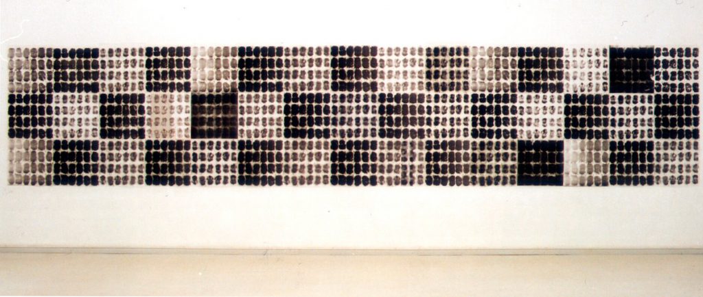Minta (Műcsarnok falán) 1999,  250x1200, print pauszpapíron v